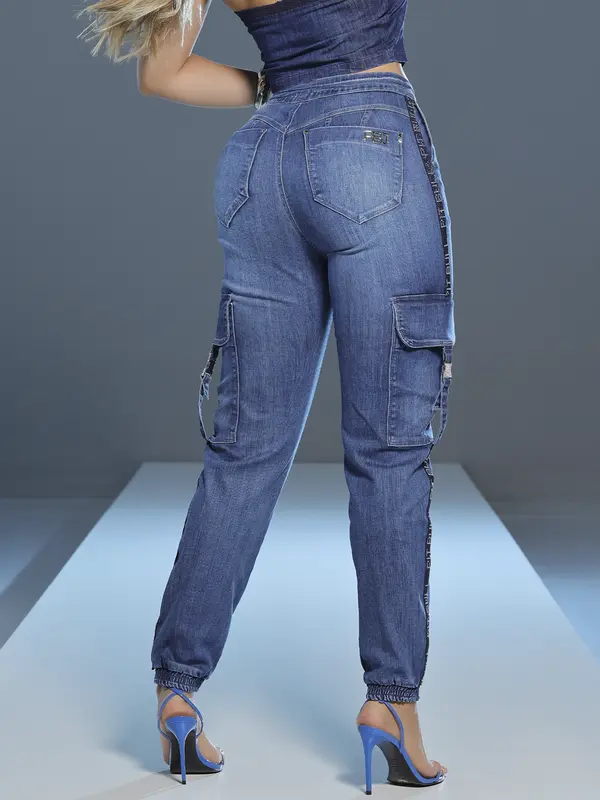 Calça Jogger Confortável com Elástico Lateral e Cordão de Strass Pit Bull Jeans Luxo