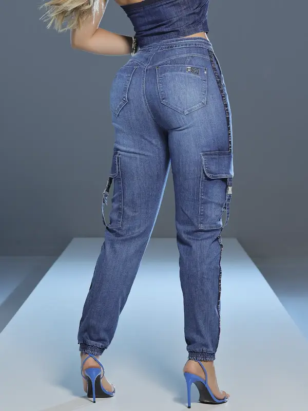 Calça Jogger Confortável com Elástico Lateral e Cordão de Strass Pit Bull Jeans Luxo