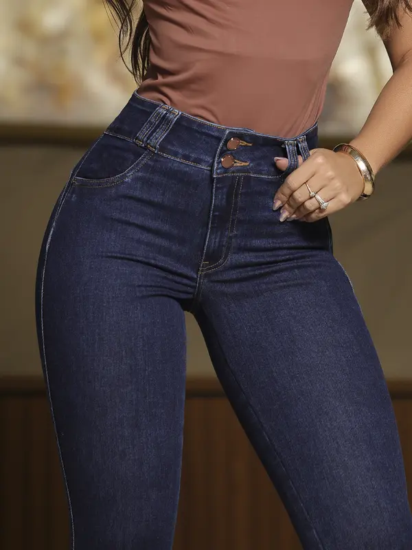 Calça Skinny Jeans Azul com Plaquinha e Aviamentos Cobre Pit Bull Jeans
