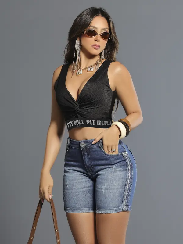 Bermuda Jeans Soltinha Lavado Azul Médio com Bordado Manual Pit Bull Jeans Luxo