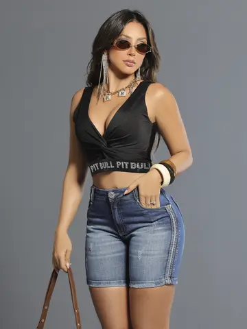 Bermuda Jeans Soltinha Lavado Azul Médio com Bordado Manual Pit Bull Jeans Luxo