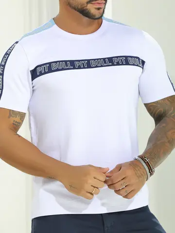 Camiseta Masculina com Estampa em Relevo e Detalhe nos Ombros Pit Bull Jeans Luxo