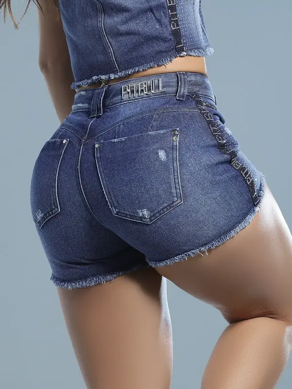 Short Conceito Autêntico com Elástico Lateral e Detalhes de Strass Pit Bull Jeans Luxo