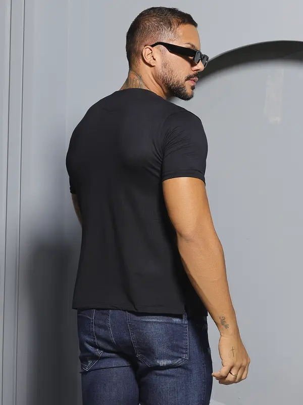 Camiseta Masculina Preta Gola O Estilosa Pit Bull Jeans Luxo