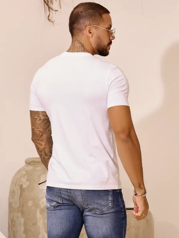 Camiseta Gola O Casual e Sofisticada Pit Bull Jeans Premium
