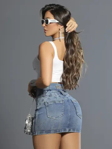 Minissaia Cintura Perfeita Estilosa e Casual com Detalhes Sextavado Pit Bull Jeans