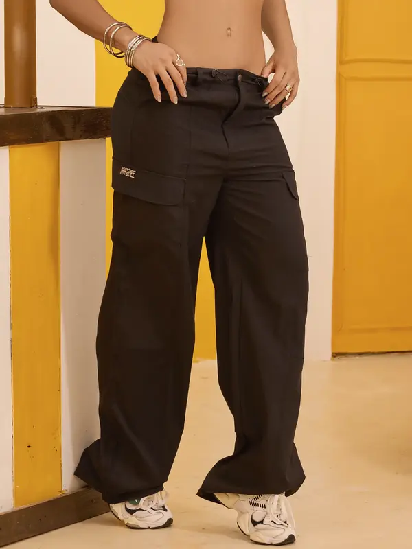 Calça Wide Leg Estilosa e Casual com Bolsos Cargo Empório Pit Bull