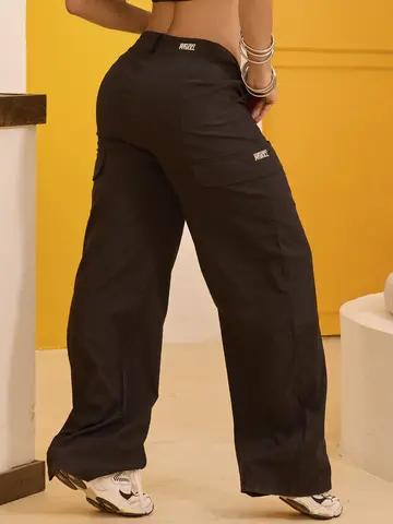Calça Wide Leg Estilosa e Casual com Bolsos Cargo Empório Pit Bull