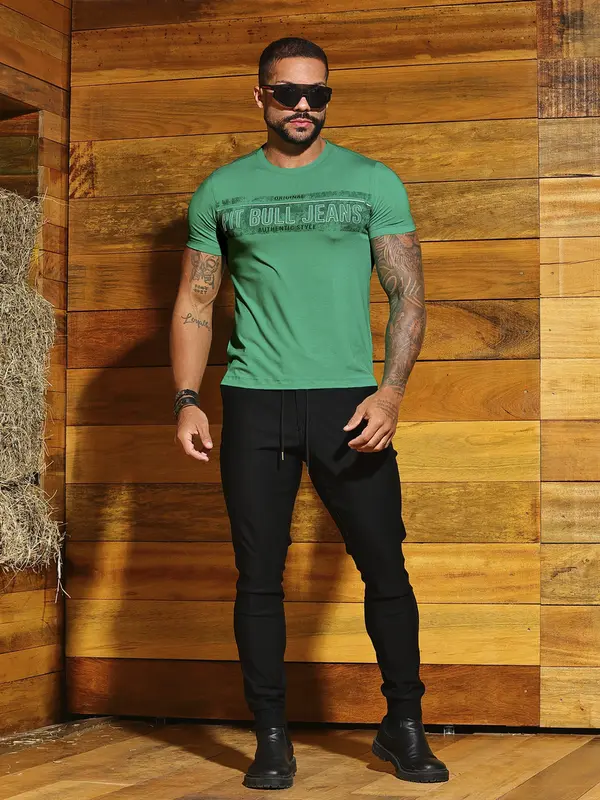 Camiseta Gola O Estilosa e Autêntica com Estampa em Relevo Pit Bull Jeans Luxo