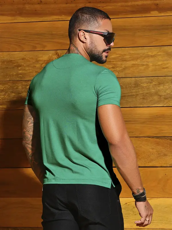 Camiseta Gola O Estilosa e Autêntica com Estampa em Relevo Pit Bull Jeans Luxo