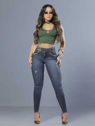 Calça Skinny Modeladora e Sofisticada com Detalhes em Strass Pit Bull Jeans Luxo