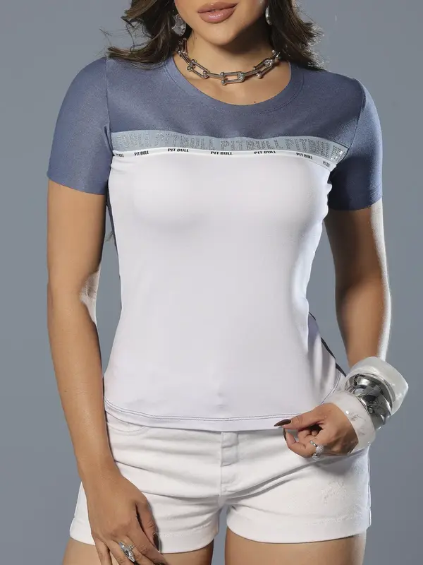 T-shirt Casual e Estilosa com Logomania Brilhosa Pit Bull Jeans Luxo