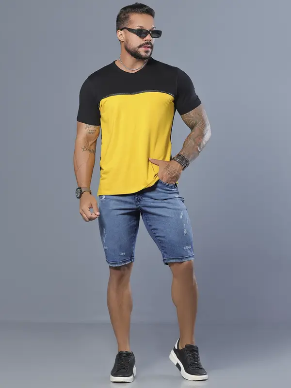 Camiseta Gola V Estilosa com Toque Esportivo Pit Bull Jeans Luxo
