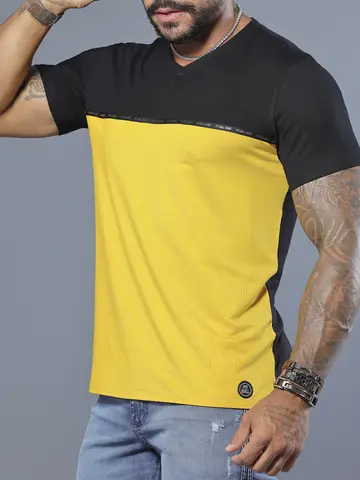Camiseta Gola V Estilosa com Toque Esportivo Pit Bull Jeans Luxo