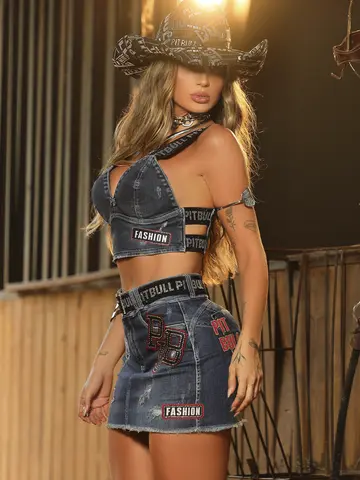 Minissaia Fashion e Estilosa com Cinto Personalizado e Detalhes Únicos Pit Bull Jeans