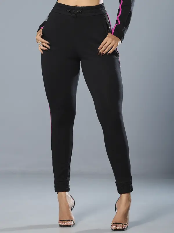 Calça Jogger Preta Estilosa e Confortável com Lateral Personalizada Pit Bull Jeans Luxo