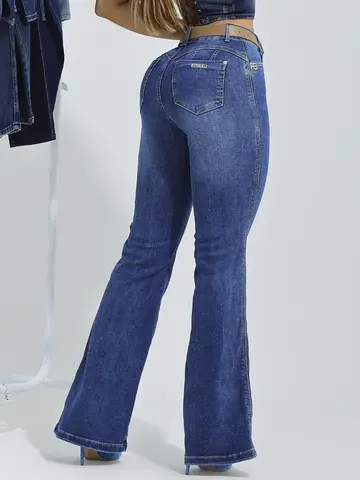 Calça Flare Elegante com Modelagem Ajustada e Cinto Personalizado Pit Bull Jeans Premium