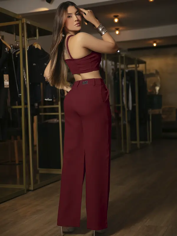 Conjunto Calça e Cropped Elegante e Versátil com Alças Personalizadas Empório Pit Bull