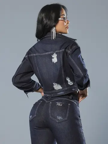 Jaqueta Cropped Estilosa com Detalhes Destroyeds e Franjas de Strass Pit Bull Jeans Luxo