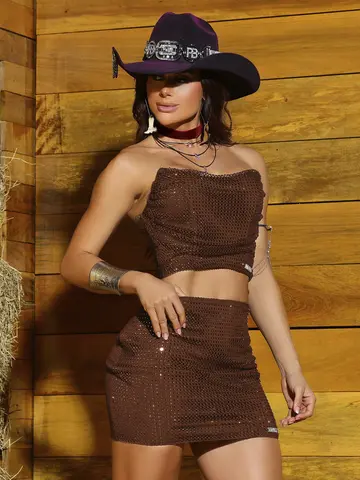 Conjunto Cropped e Saia Conceito Fashion e Sofisticado com Pedrarias Pit Bull Jeans Luxo