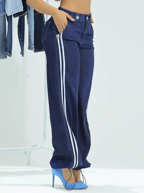 Calça Wide Leg Estilosa e Confortável com Faixa Lateral e Barra Ajustável Pit Bull Jeans Premium