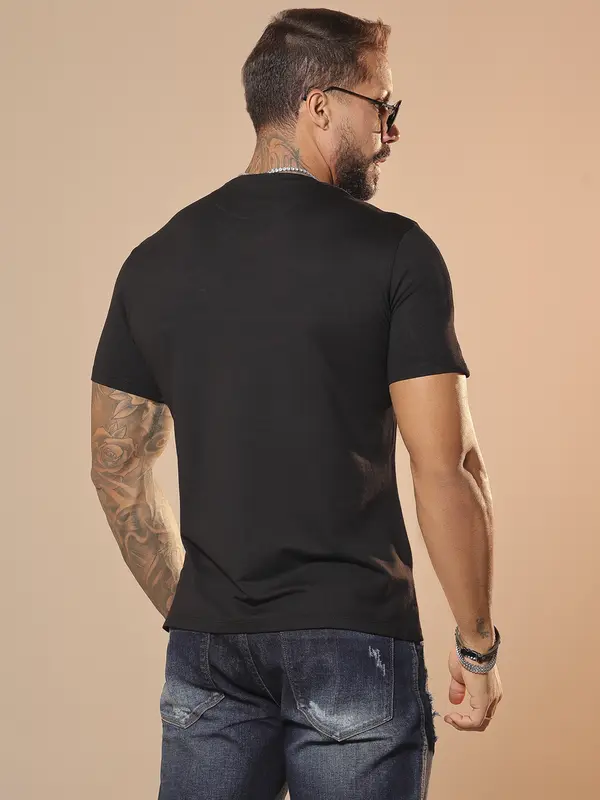 Camiseta Masculina Gola V Estilosa e Moderna Pit Bull Jeans Luxo