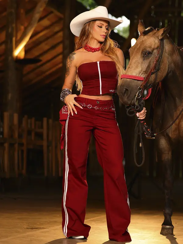 Calça Wide Leg Estilosa com Caimento Sofisticado e Faixa Lateral Pit Bull Jeans Luxo