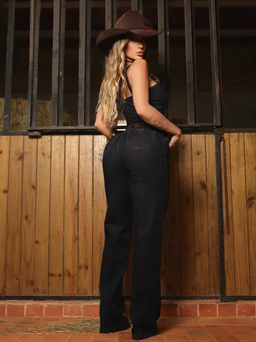 Macacão Jeans Sofisticado e Elegante com Cinto Personalizado Pit Bull Jeans Luxo