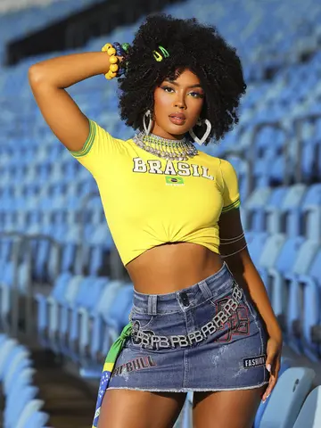 T-Shirt Gola O com Estampa em Relevo Pit Bull Jeans Luxo