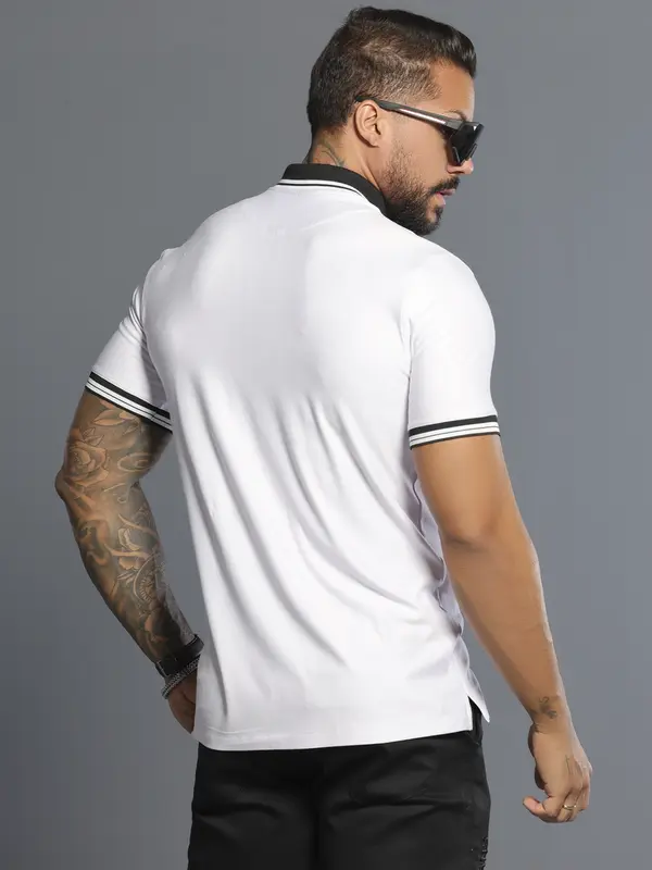 Polo Masculina Branca Elegante com Toque Esportivo Pit Bull Jeans Luxo