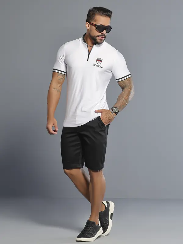 Polo Masculina Branca Elegante com Toque Esportivo Pit Bull Jeans Luxo