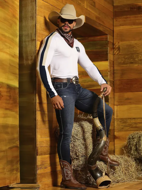 Camiseta Gola O Manga Longa Estilosa e Casual com Recortes Pit Bull Jeans Luxo