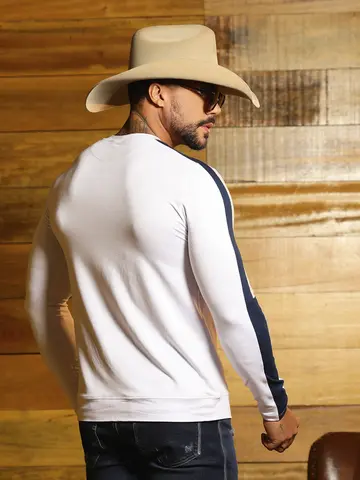 Camiseta Gola O Manga Longa Estilosa e Casual com Recortes Pit Bull Jeans Luxo
