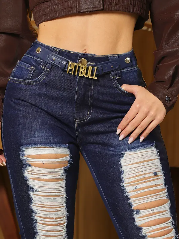 Calça Boyfriend Autêntica e Confortável com Detalhes Destroyeds Pit Bull Jeans Premium