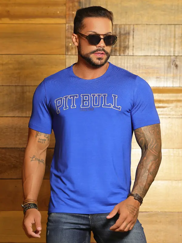 Camiseta Gola O Sofisticada e Casual com Estampa em Relevo Pit Bull Jeans Luxo