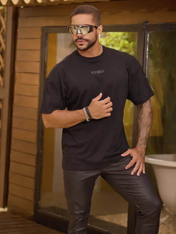 Camiseta Gola O Oversized Estilosa com Caimento Moderno Pit Bull Jeans Luxo