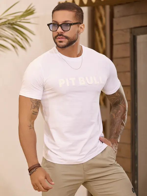Camiseta Gola O Versátil e Casual com Logomania em Relevo Pit Bull Jeans Premium