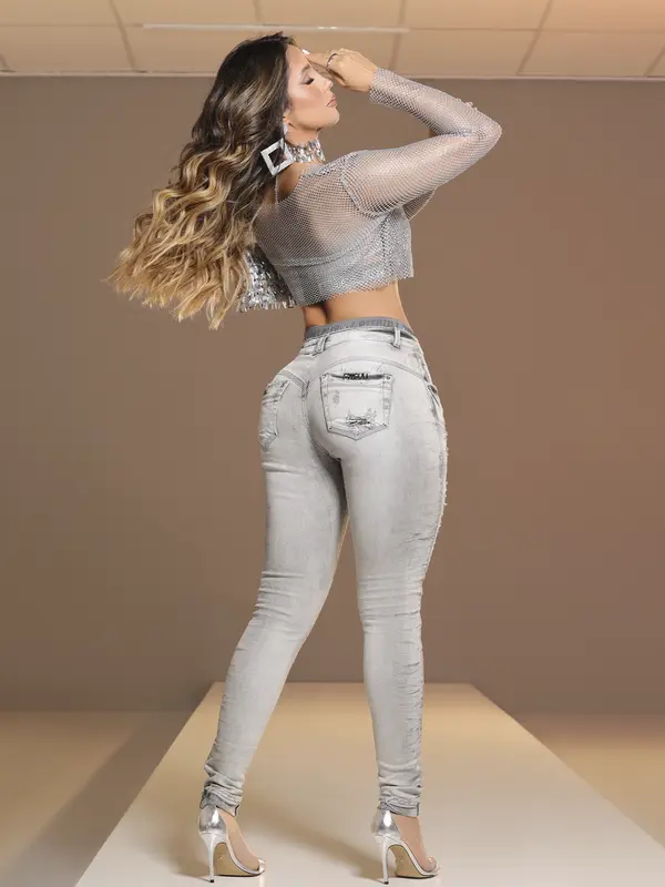 Calça Feminina Color Sofisticada com Elástico no Cós e Detalhes Destroyed Pit Bull Jeans Luxo
