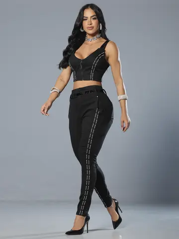 Cropped Sofisticado com Toque Esportivo e Detalhes Únicos Pit Bull Jeans Luxo