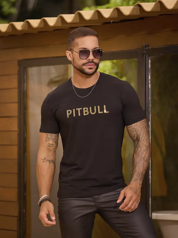 Camiseta Gola O Autêntica e Casual com Estampa Metalizada Pit Bull Jeans Premium