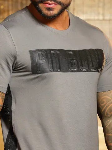 Camiseta Gola O Estilosa e Sofisticada com Estampa em Relevo Pit Bull Jeans Luxo
