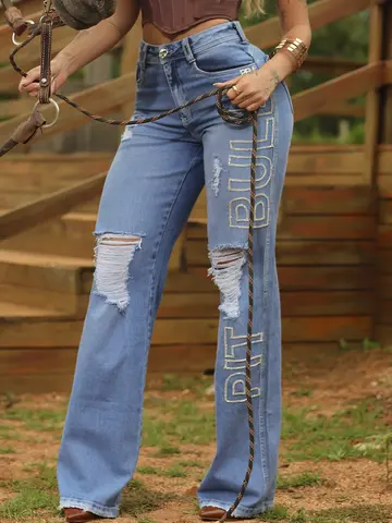 Calça Wide Leg Fashion com Logomania de Strass e Detalhes Destroyeds Pit Bull Jeans Luxo