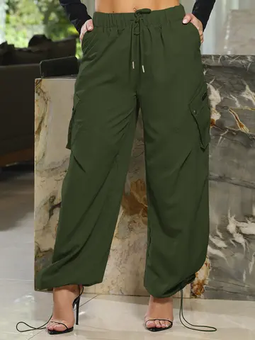 Calça Parachutes Fashion e Versátil com Bolsos Cargos Empório Pit Bull