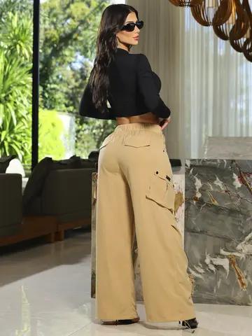 Calça Parachutes Fashion e Versátil com Bolsos Cargos Empório Pit Bull