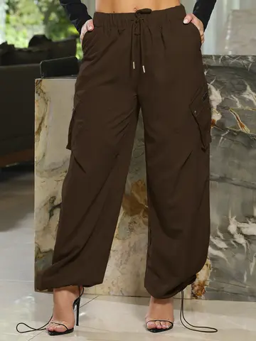 Calça Parachutes Fashion e Versátil com Bolsos Cargos Empório Pit Bull