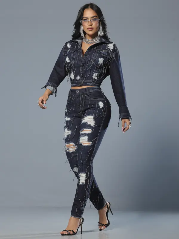 Calça Boyfriend Estilosa com Franjas de Strass e Detalhes Destroyed Pit Bull Jeans Luxo
