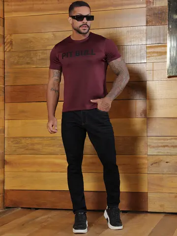 Camiseta Gola O Estilosa e Sofisticada com Estampa Metalizada Pit Bull Jeans Luxo