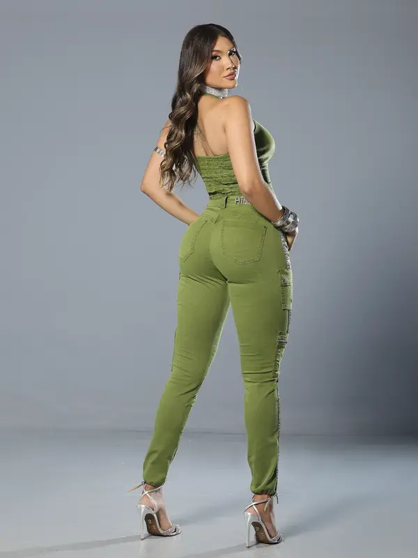 Calça Jogger Verde Sofisticada com Bolsos Cargo e Lateral Personalizada Pit Bull Jeans Luxo