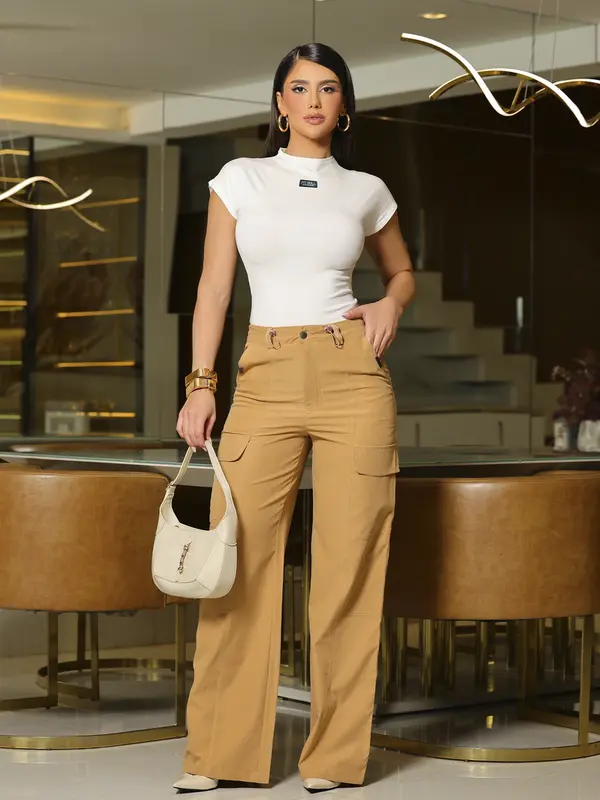 Blusa Manga Curta Casual e Elegante com Modelagem Confortável Empório Pit Bull