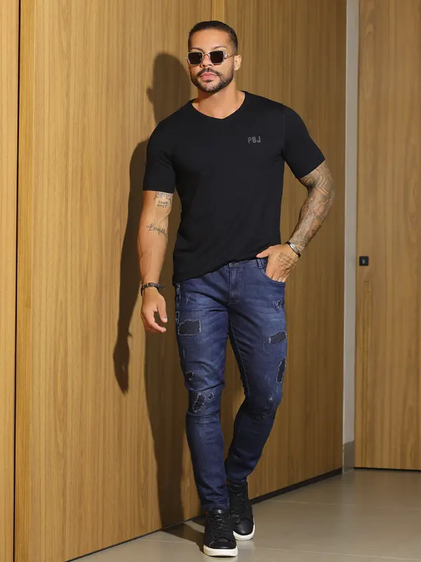 Calça Masculina Estilosa e Sofisticada com Detalhes Destroyeds Pit Bull Jeans Luxo